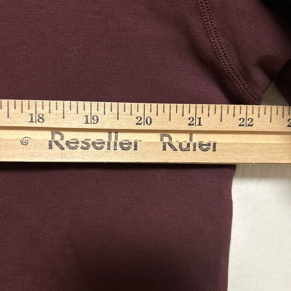 BYLT Drop Cut Tee Maroon/ Merlot
Short Sleeve T Shirt Men Size XL - Picture 4 of 8